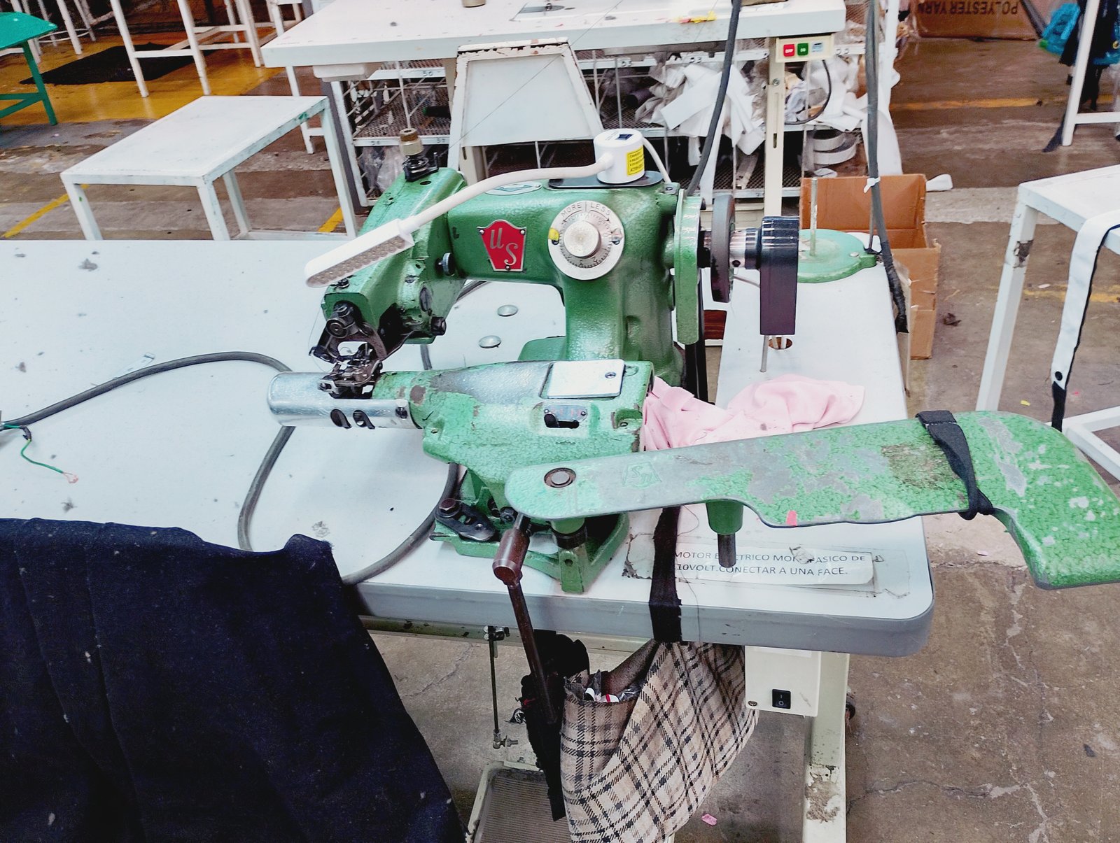 BLIND STITCH  VALENCIANA