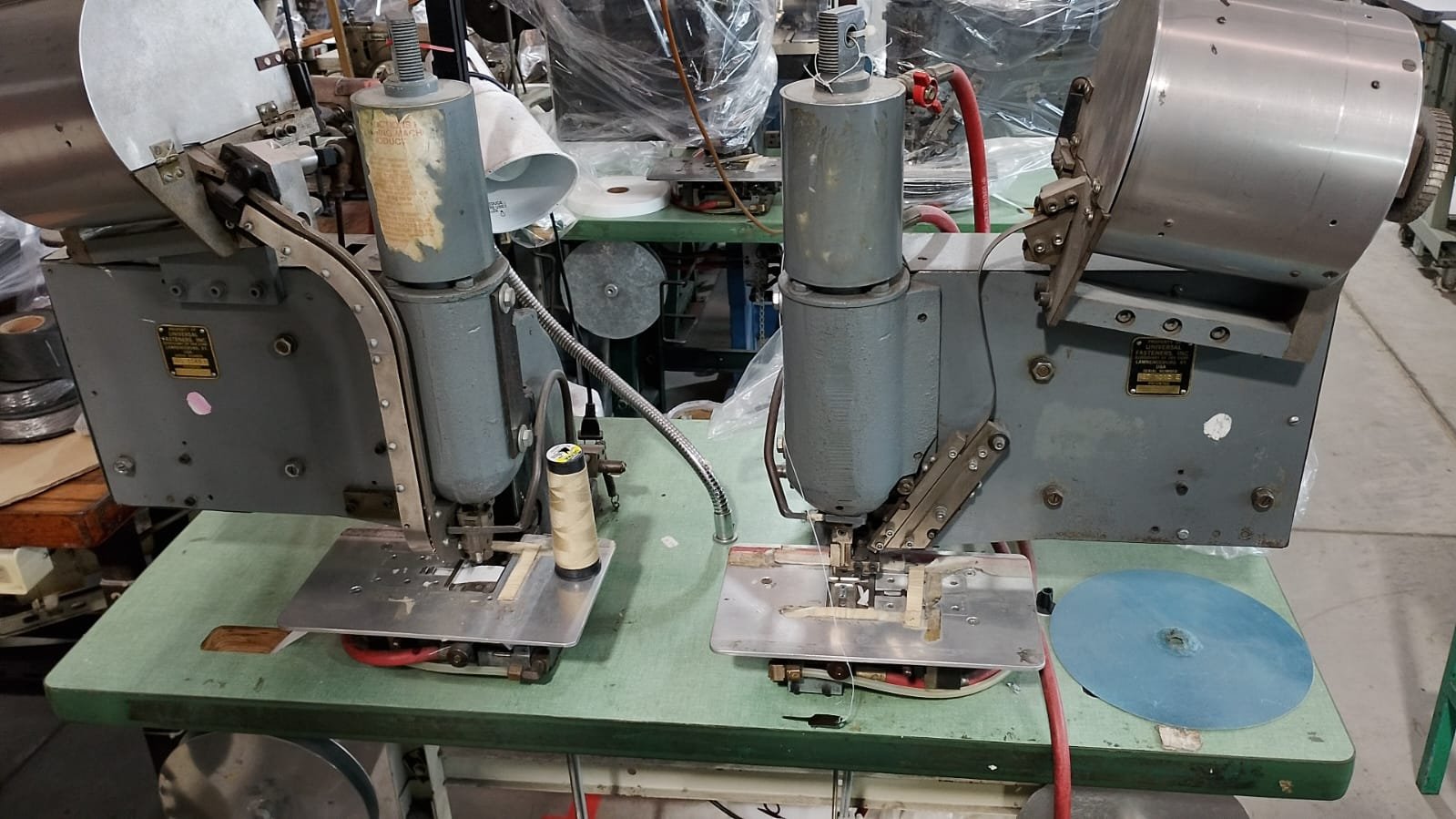 MAQUINA PARA PEGAR BROCHE